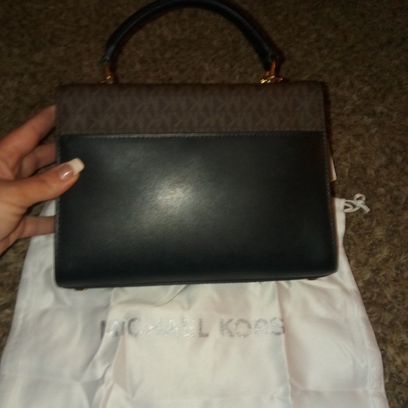 Michael Kors Purse - Picture 1 of 4